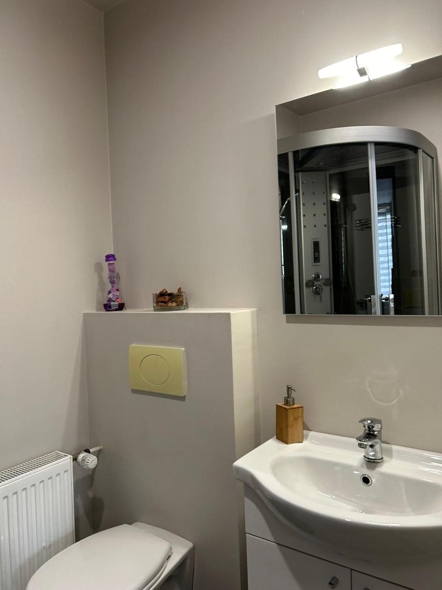 Les Petits Nids De Nina 2 Apartman Fosses-La-Ville Kültér fotó